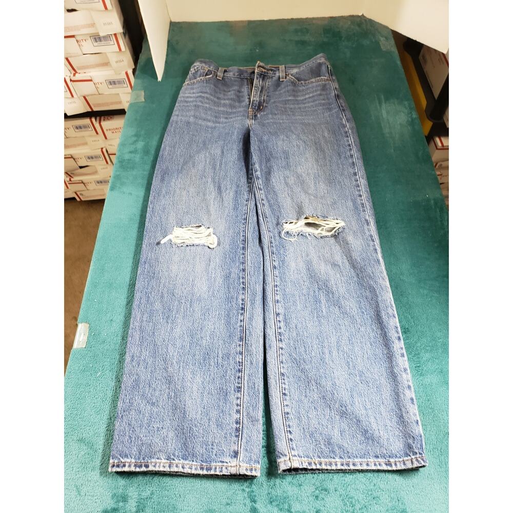 Classic High-Rise Light Blue Distressed Women's Jeans